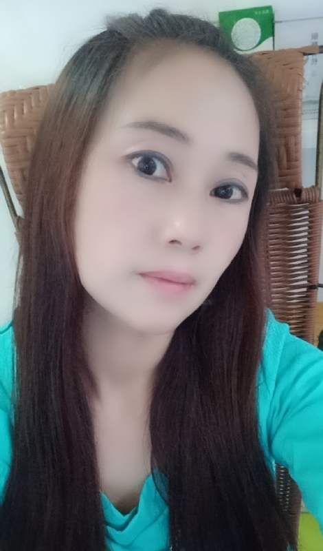 阿玲的第一张照片--铜鼓闪婚服务中心
